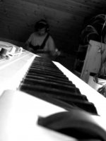 thm_f_studio0306_nelli1.jpg